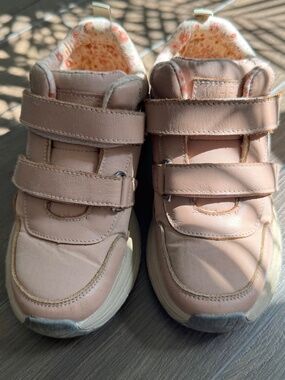 WHEAT KIDS Sneakers size 13.5 US / 31 EU, lining: 100% organic cotton
